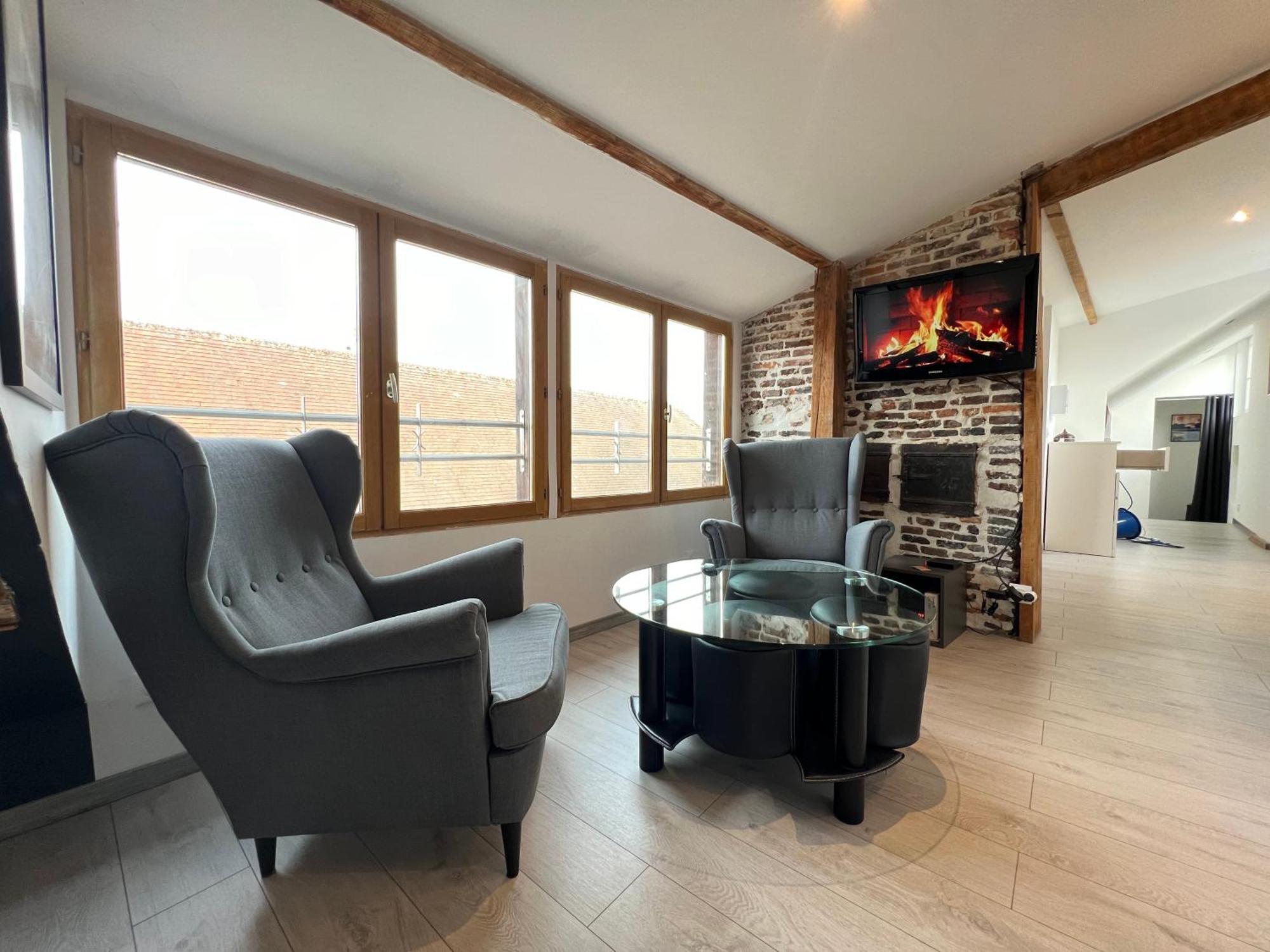 Bellevue Appartement Sous Les Toits Hypercentre Climatise Доль Экстерьер фото
